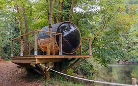 Killarney Glamping At The Grove, Suites And Lodges